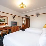A25 Luxury Hotel